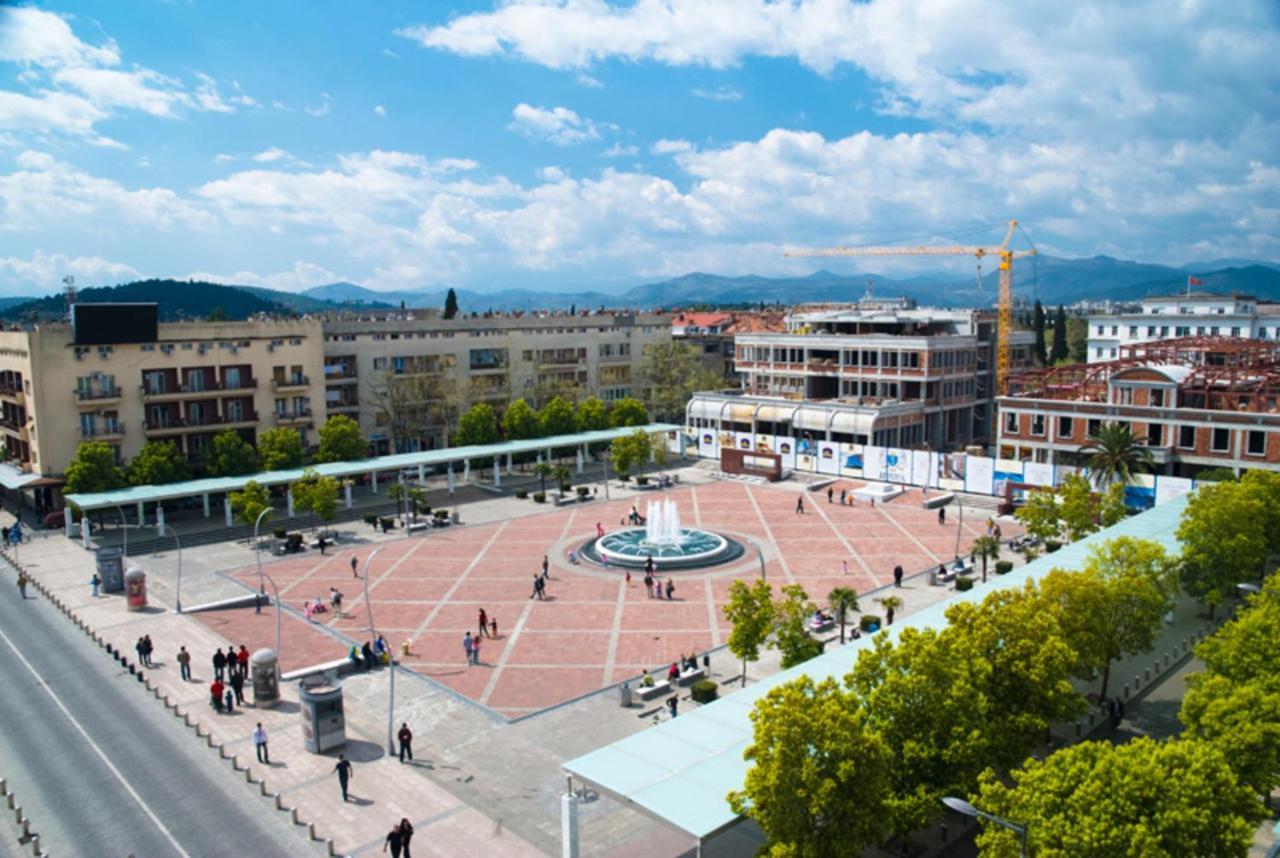 Center Lux Apartment Podgorica Eksteriør billede
